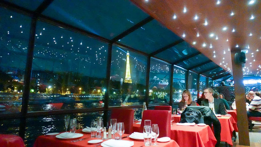 Chuyến du thuyền ăn tối Paris 3 hoặc 4 món (Bateaux Mouches)