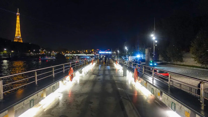 Chuyến du thuyền ăn tối Paris 3 hoặc 4 món (Bateaux Mouches)
