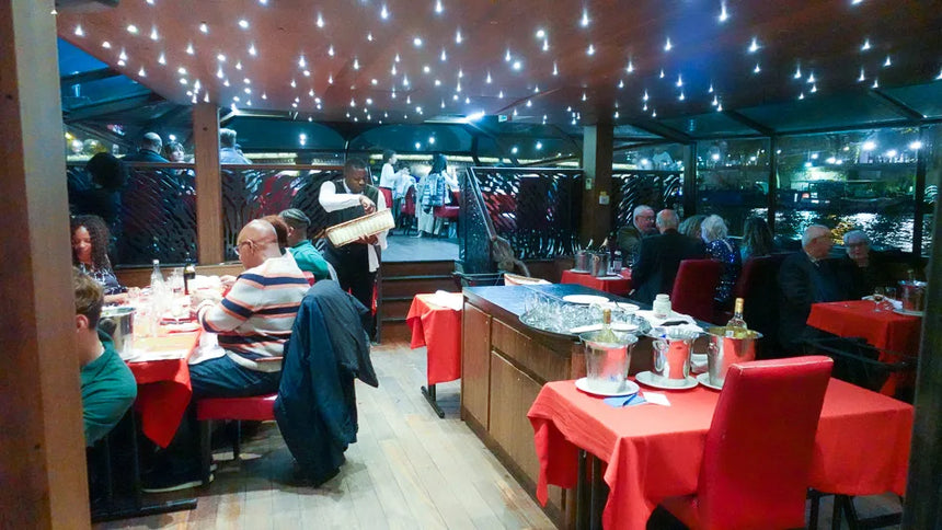 Chuyến du thuyền ăn tối Paris 3 hoặc 4 món (Bateaux Mouches)