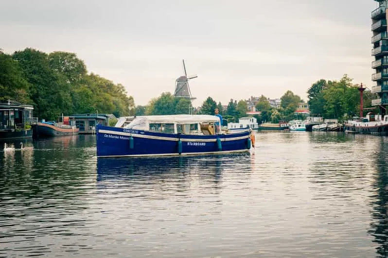Amsterdam Booze Cruise with Unlimited Drinks