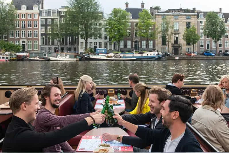 Amsterdam Evening Canal Cruise with Pizza and Drinks