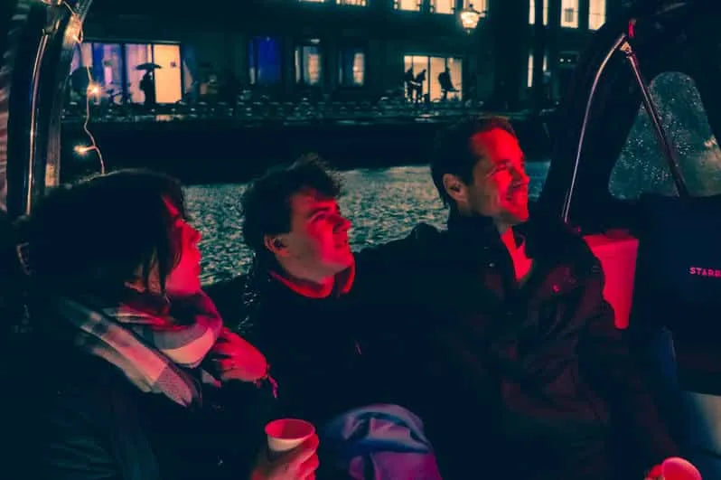 Amsterdam Evening Cruise with Unlimited Drinks and Snacks