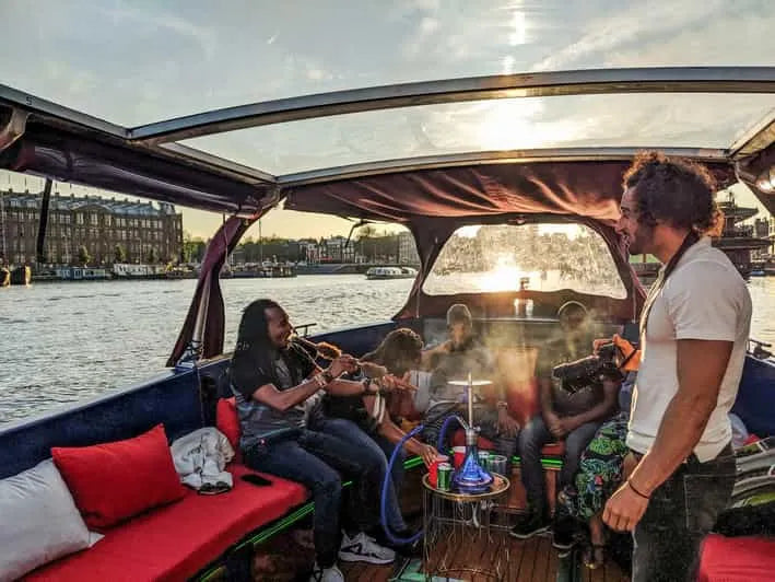 Amsterdam Smoke-Friendly Canal Cruise