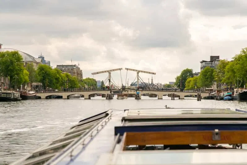 Crociere sui canali di Amsterdam (Blueboat)