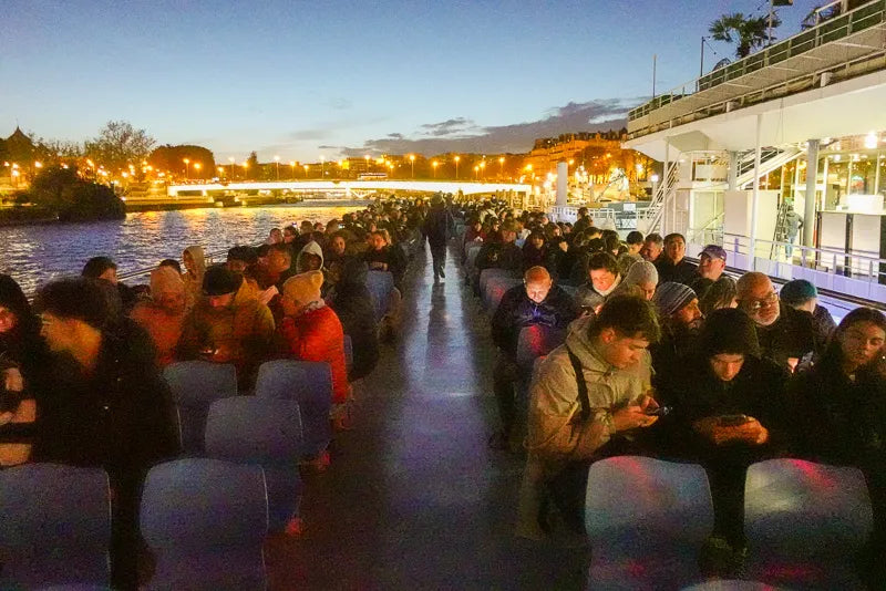 पेरिस सीन नदी क्रूज ऑडियो गाइड के साथ (बेटो माउच)