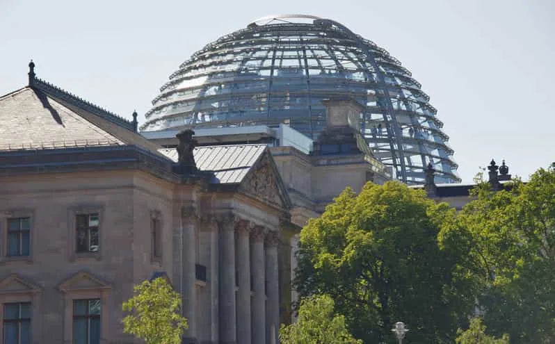 Berlin 3 vagy 4 fogásos vacsorakörút Proseccóval a Spree folyón