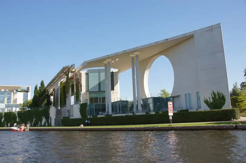 Berlin 3 vagy 4 fogásos vacsorakörút Proseccóval a Spree folyón