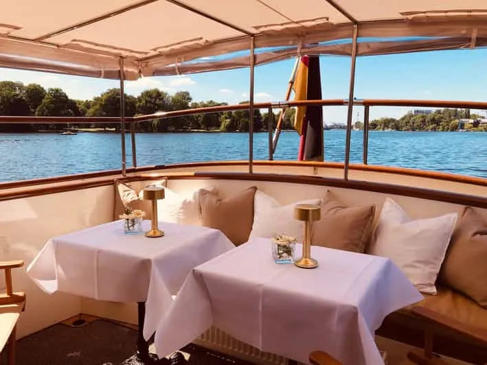 Berlin Sightseeing Cruise on Eco-Friendly Electric Yacht