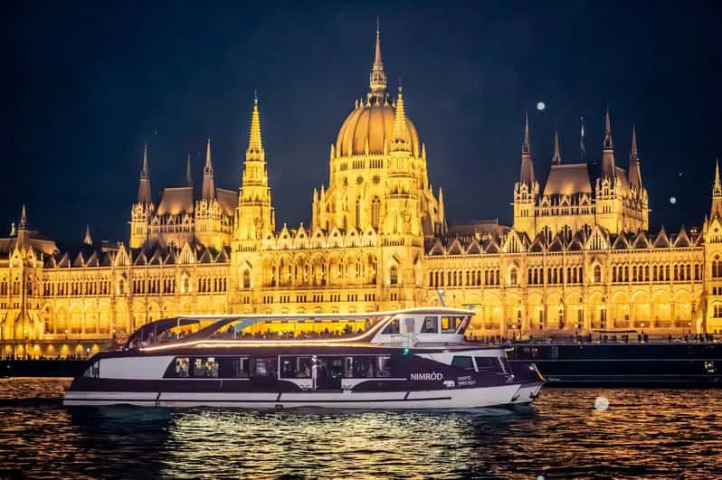 Chuyến du thuyền tham quan Budapest với hướng dẫn âm thanh