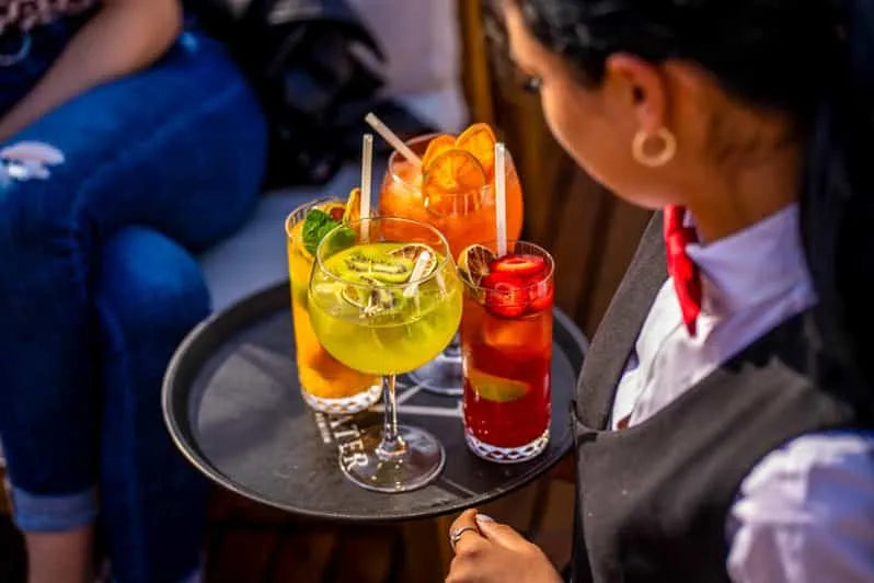 Budapest Sightseeing Cruise with Cocktails