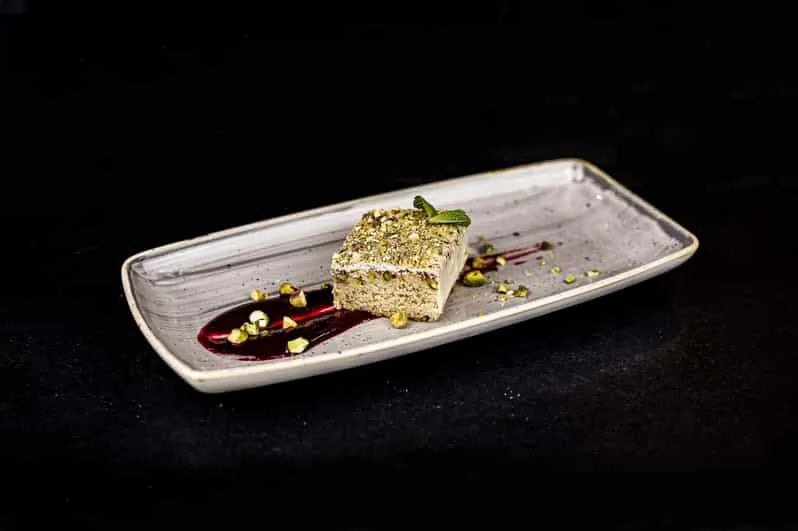 Crociera Gourmet a Budapest con Spettacolo di Operetta Folkloristica (3 o 6 portate)