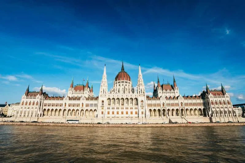 Budapest No Frills Budget Sightseeing Cruise