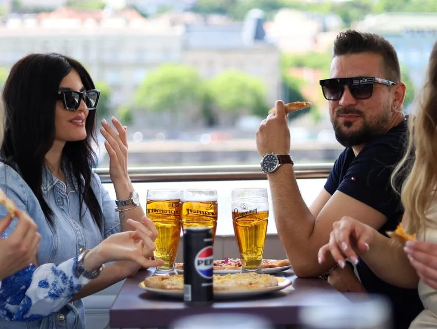 Budapest Pizza and Unlimited Beer Cruise