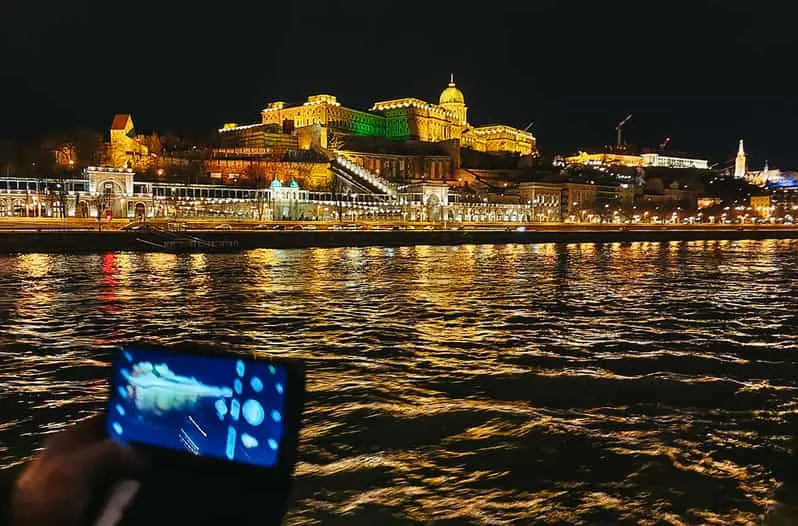 Crociere turistiche a Budapest con drink di benvenuto