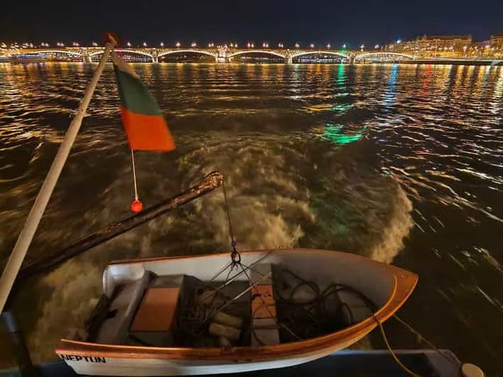 Crociere turistiche a Budapest con drink di benvenuto