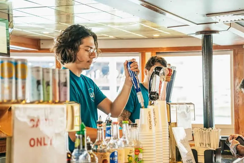 Chicago-folyó építészet hajókirándulás élő kommentárral