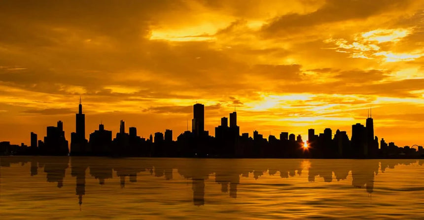 Chicago-i naplemente-tavi hajókirándulás festői városi panorámával