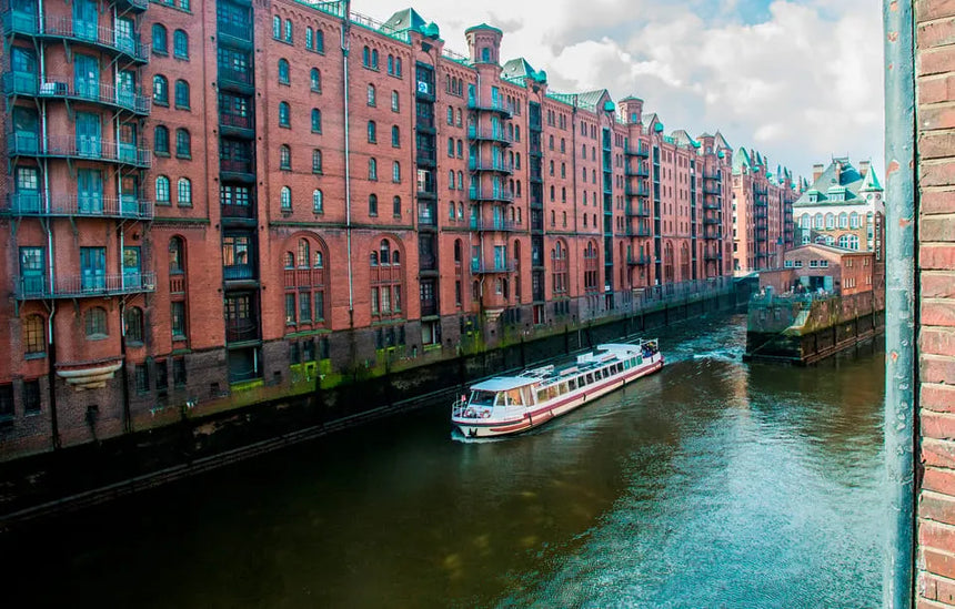 Rondvaart door Hamburg met live commentaar en audiogids