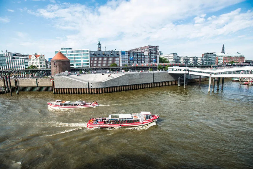 Rondvaart door Hamburg met live commentaar en audiogids