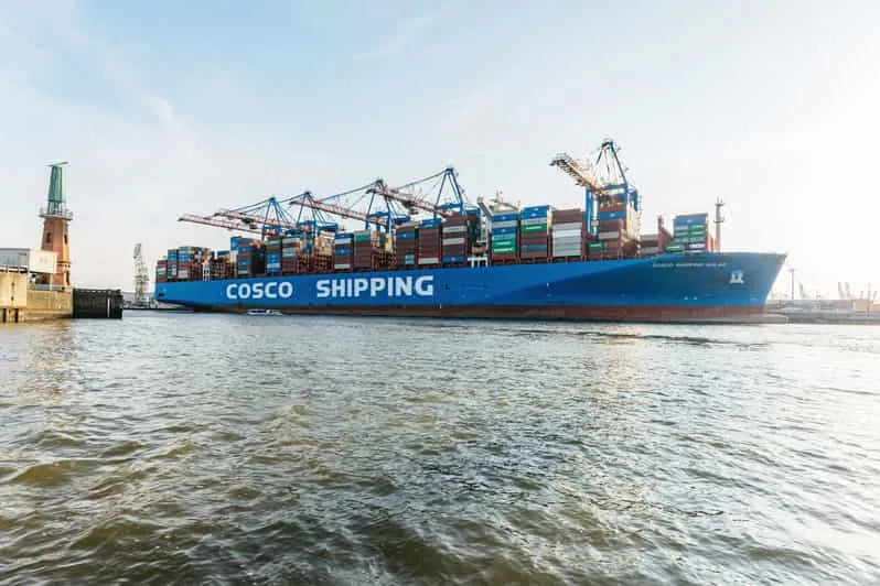 Hamburg esti hajókirándulás sajtkóstolóval és borkóstolóval