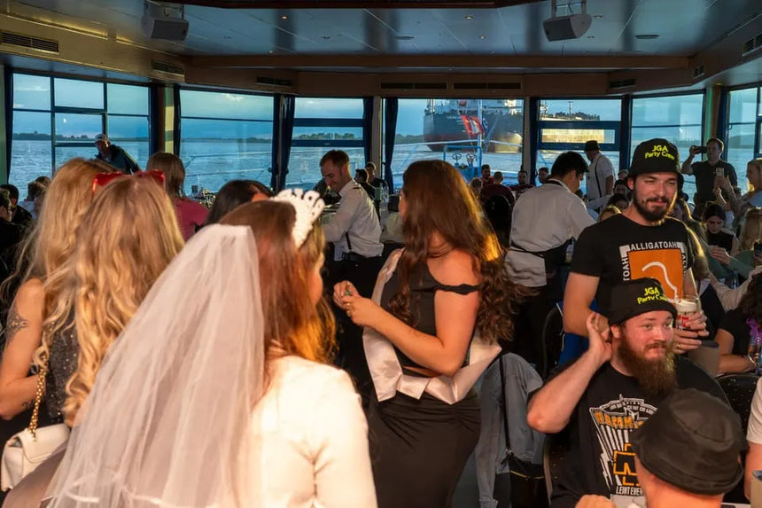 Hamburg Partycruise met Dinerbuffet en Onbeperkte Drankjes