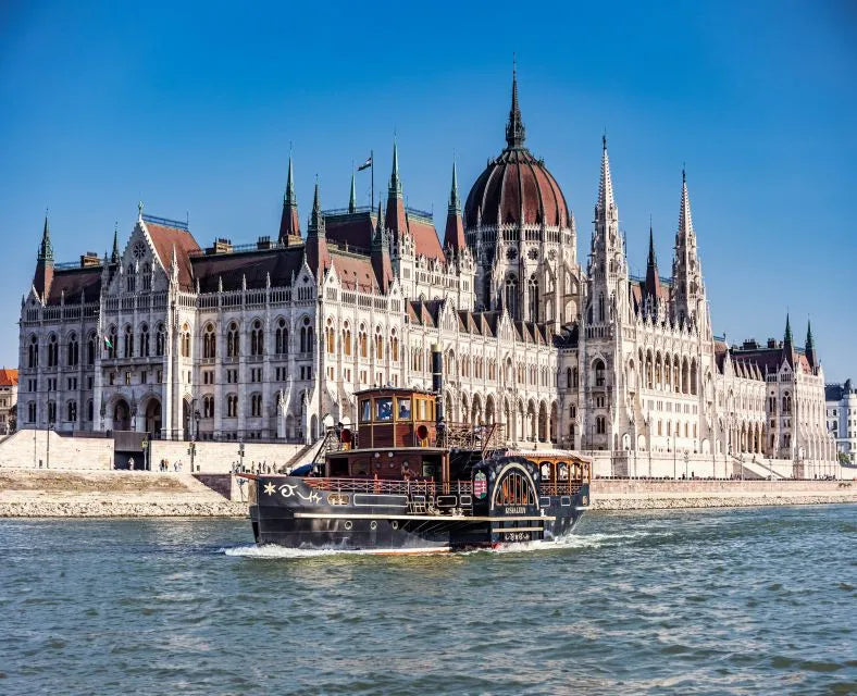 Chuyến du thuyền hơi nước lịch sử thế kỷ 19 tại Budapest