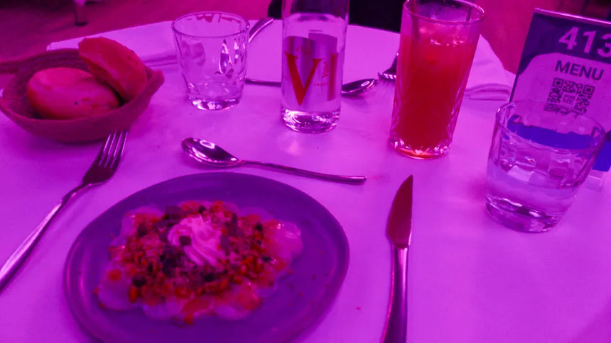 Croisière Dîner 3-Courses à Paris avec Cuisine Gourmande (Le Diamant Bleu)