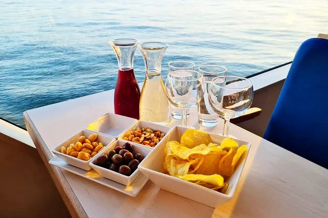 Lisszaboni hajókirándulás a Belém-torony és emlékművek látványával