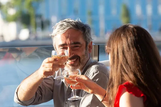 Lisszaboni hajókirándulás a Belém-torony és emlékművek látványával