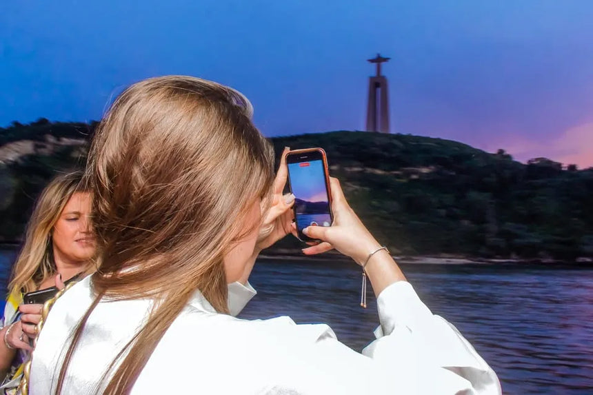 Lisszaboni hajókirándulás DJ-vel és korlátlan italfogyasztással