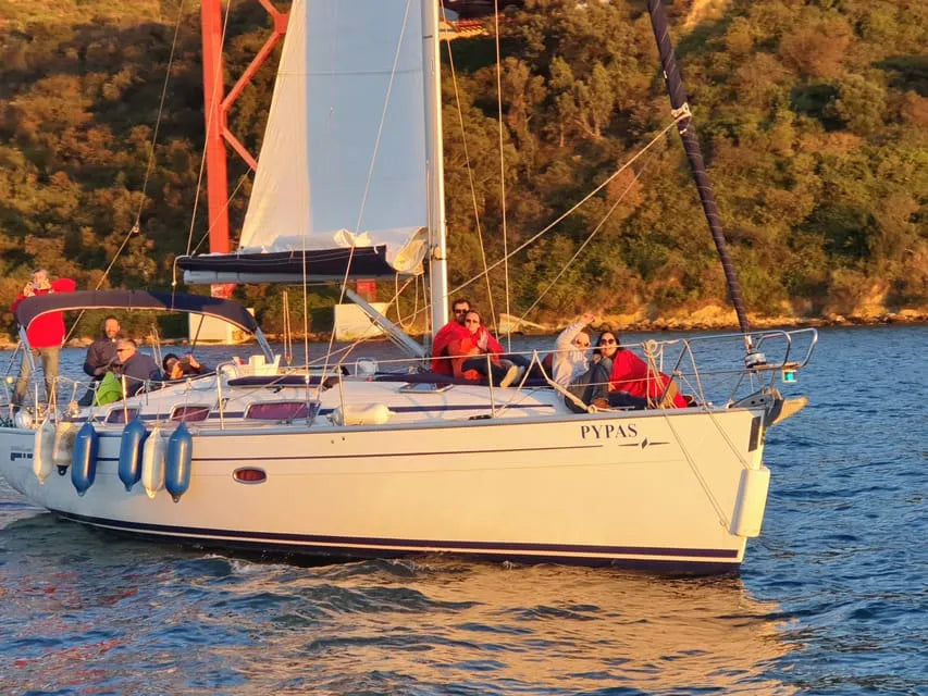 Lisszaboni hajókirándulás zöldborral és esti panorámával