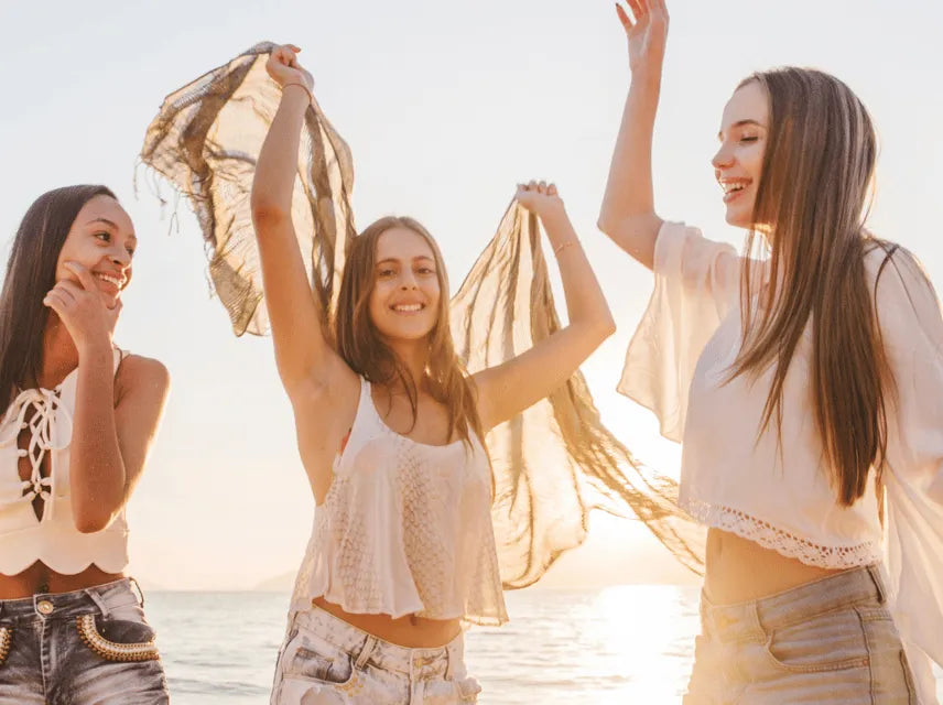 Boottocht door Lissabon met zonsondergangfeest en onbeperkte drankjes op de Taag
