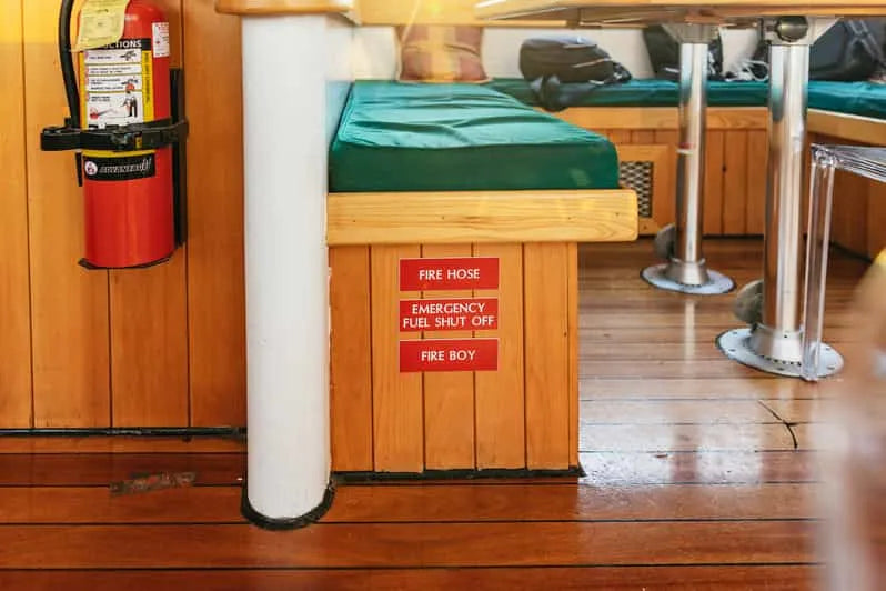 New York-i naplemente jachtkörút lenyűgöző Manhattan panorámával