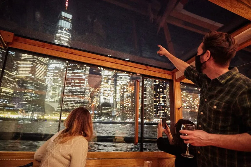 New York Skyline Evening Yacht Cruise with Drinks