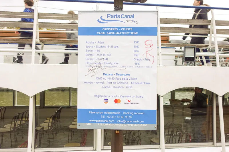 Chuyến du thuyền tham quan Kênh St. Martin ở Paris với bình luận trực tiếp