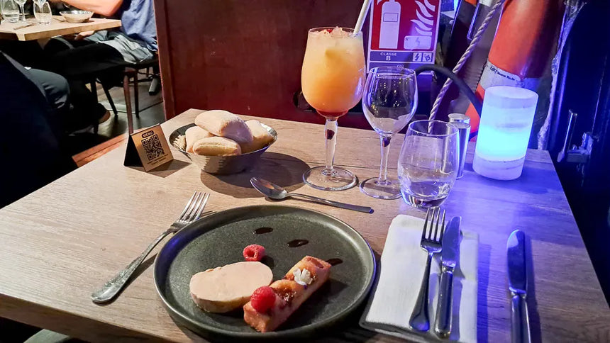 Croisière Dîner à Paris avec la Meilleure Musique Live (Paris City Vision)