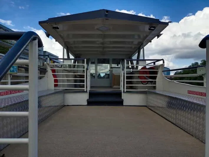 Croisière dîner à Paris depuis la Tour Eiffel