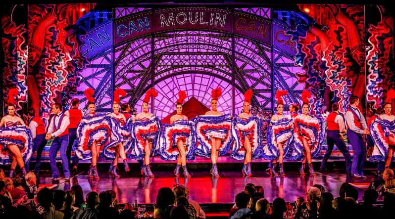 Chuyến du thuyền ăn tối Paris với chương trình biểu diễn Moulin Rouge