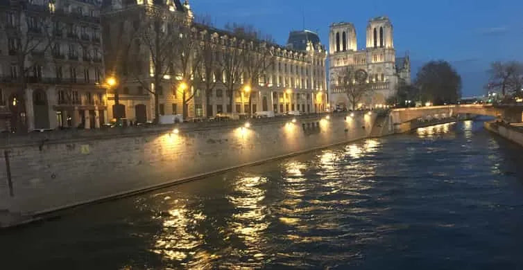 Paris Evening River Cruise on the Seine