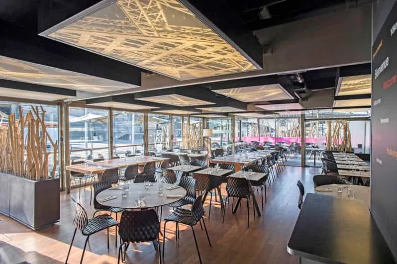 Croazieră pe râu pentru prânz și vizitare a obiectivelor turistice în Paris