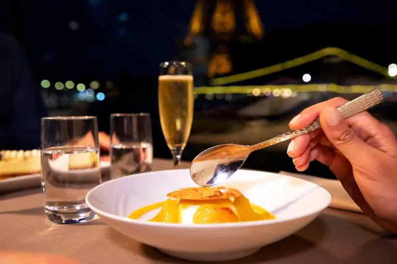 Paris New Year's Eve Gourmet Dinner Cruise