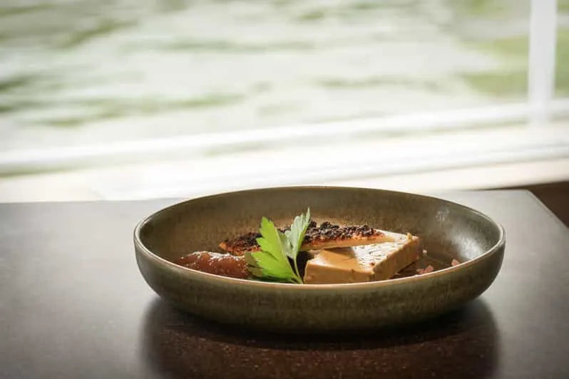 Crociera romantica di 3 portate a Parigi