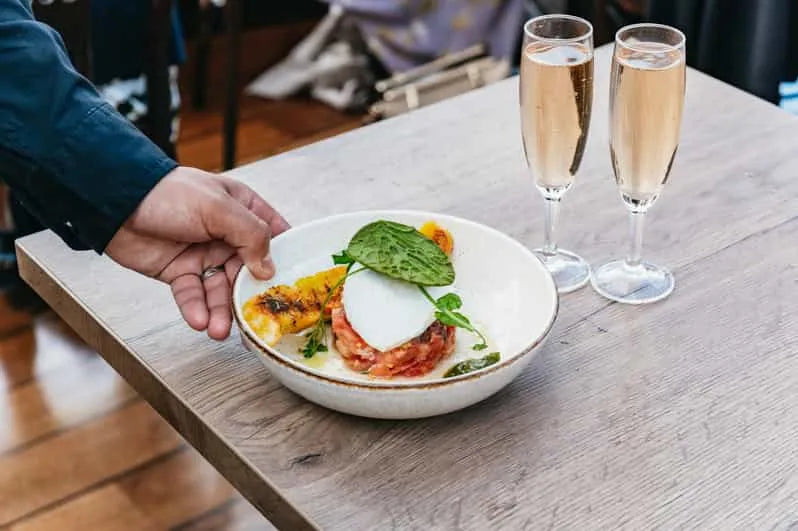 Croisière Dîner à Paris avec la Meilleure Musique Live (Paris City Vision)