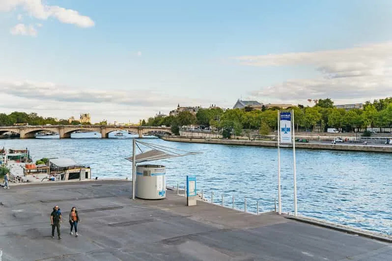 Paris Hop-On/Hop-Off Seine River Cruise (Batobus)