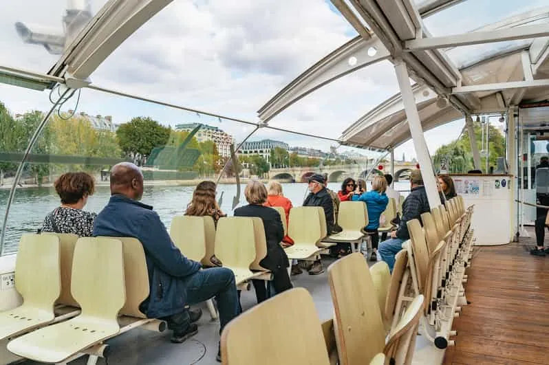 Paris Hop-On/Hop-Off Seine River Cruise (Batobus)