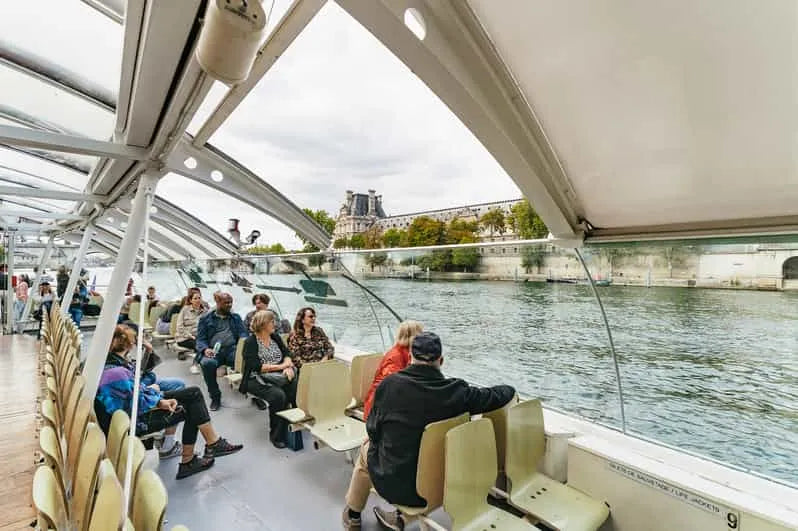 Paris Hop-On/Hop-Off Seine River Cruise (Batobus)