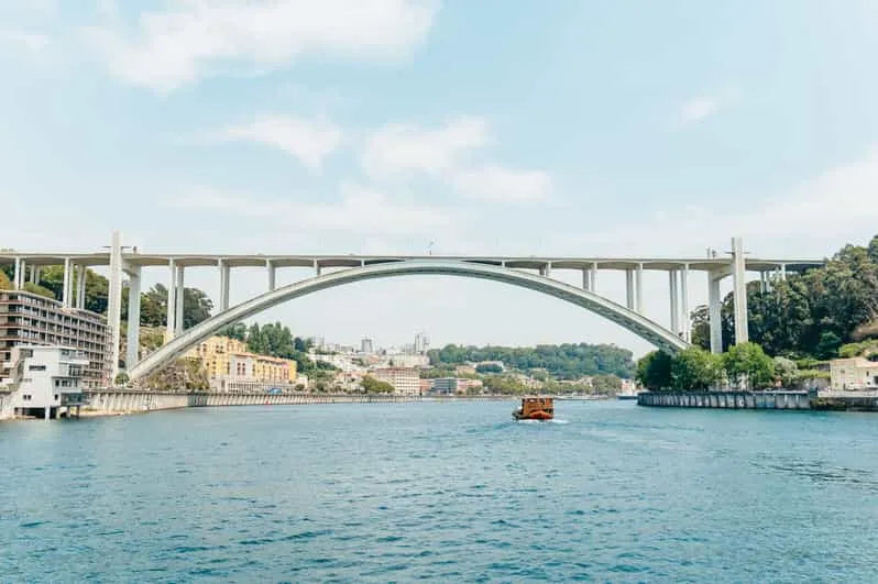 Porto hajókirándulás 6 híd történetével és városi panorámával