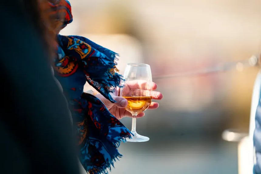 Porto hajókirándulás egy pohár portói borral és ikonikus hidakkal