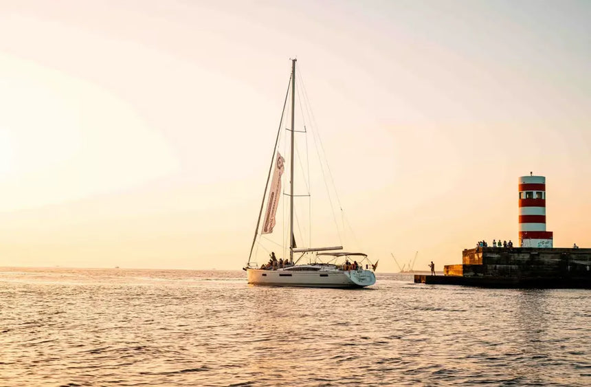 Porto hajókirándulás egy pohár portói borral és ikonikus hidakkal