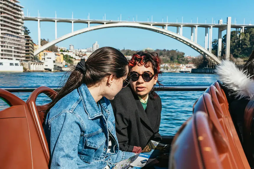 Porto városnéző hajókirándulás borkóstolóval és hangosvezetéssel